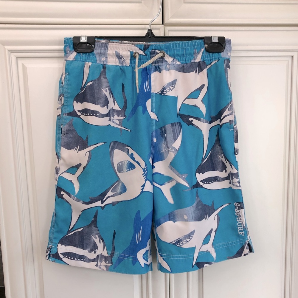 🦈 GAP boys shark swim trunks